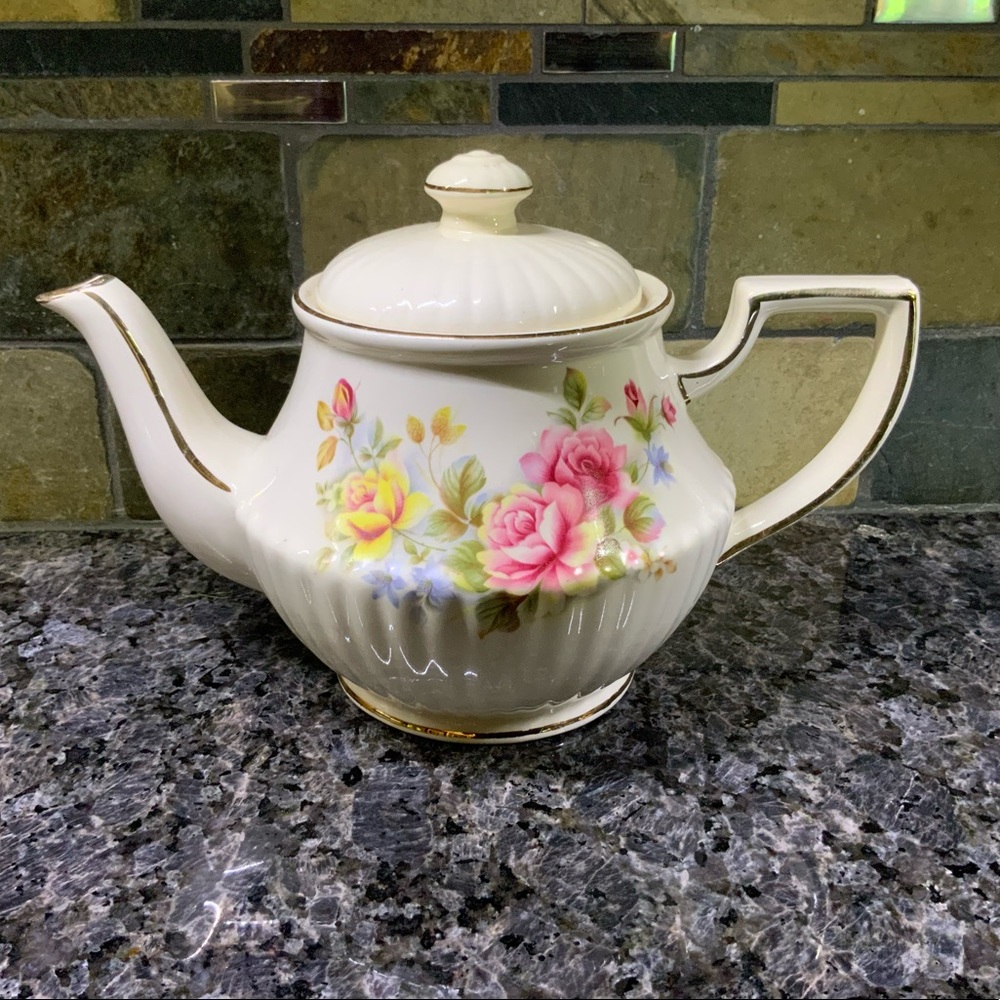 Vintage Sadler Teapot